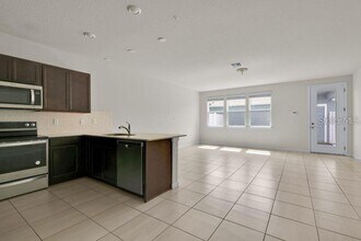 14374 Orchid Is Dr in Orlando, FL - Building Photo - Building Photo