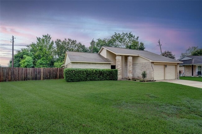 16403 Quail Call Dr in Missouri City, TX - Building Photo - Building Photo