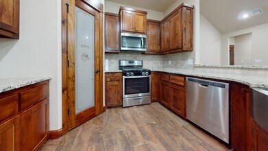 12832 Sierra Ln in Elgin, OK - Building Photo - Building Photo