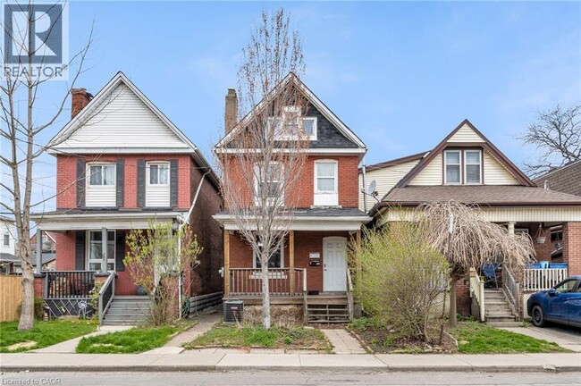 property at 199 Balmoral Ave N