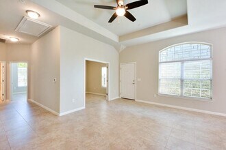 121 Thelonious Dr in Austin, TX - Building Photo - Building Photo