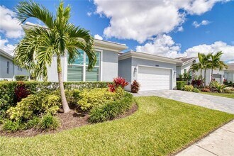 10407 SW Aquila Wy in Port St. Lucie, FL - Building Photo - Building Photo