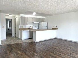 1172 Royvonne Ave SE, Unit 1282