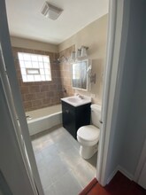 780 Waikiki Dr in Des Plaines, IL - Building Photo - Building Photo