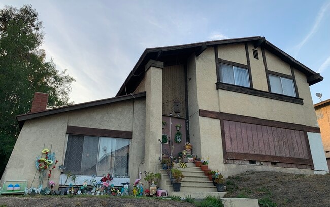 property at 2423 Nina St