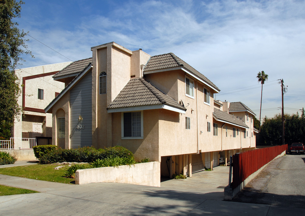 402 N Curtis Ave in Alhambra, CA - Building Photo