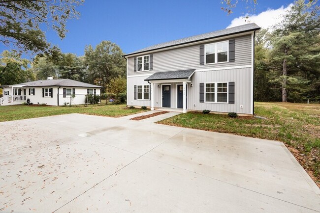 4414 Tantilla Cir in Charlotte, NC - Building Photo - Building Photo