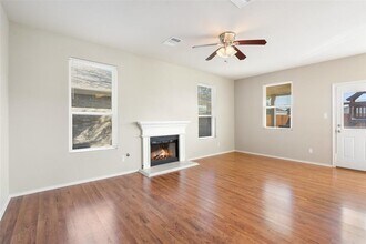 910 Cedar Crest Dr in Cedar Park, TX - Building Photo - Building Photo