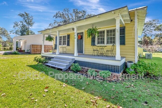 204 S Hampton St in Summerville, SC - Building Photo - Building Photo