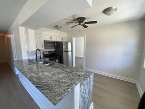1702 Bayou Grande Blvd NE in St. Petersburg, FL - Building Photo - Building Photo