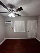 409 N Los Robles Ave in Pasadena, CA - Foto de edificio - Building Photo