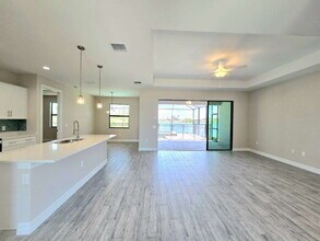 1717 NW 14th Ave in Cape Coral, FL - Building Photo - Building Photo