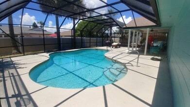 47 Sea Island Dr N in Ormond Beach, FL - Building Photo - Building Photo