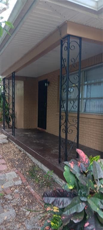 property at 710 4th Ave NW