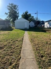 521 Spangler Dr in Zanesville, OH - Building Photo - Building Photo