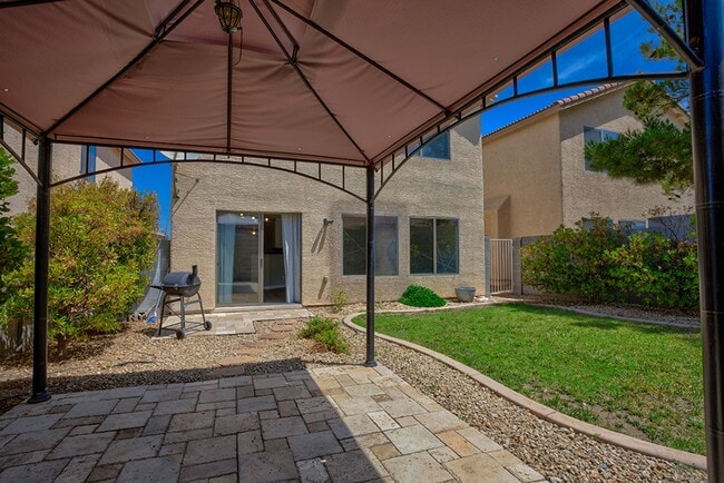 9595 Gatesville Ave in Las Vegas, NV - Building Photo - Building Photo