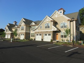 Maple Leaf Village Apartments