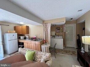 6220 Hidden Canyon Rd in Centreville, VA - Building Photo - Building Photo