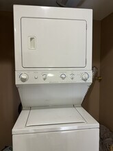 2673 Menlo Ave, Unit 3G in Los Angeles, CA - Building Photo - Building Photo