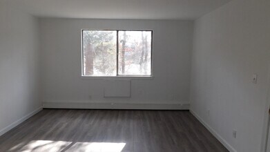 163 Summer St-Unit -6 in Kingston, MA - Building Photo - Building Photo