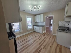 184 King St in Springfield, MA - Building Photo - Building Photo