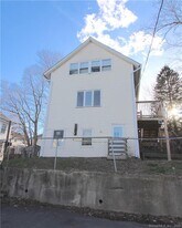 6 Dudley St in Bristol, CT - Building Photo