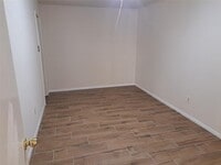 6827 Songbrook Dr photo'