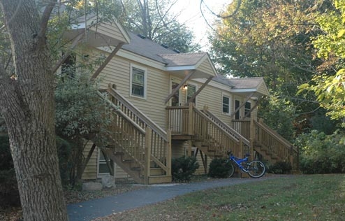 2 Mill Pond Rd in Durham, NH - Building Photo