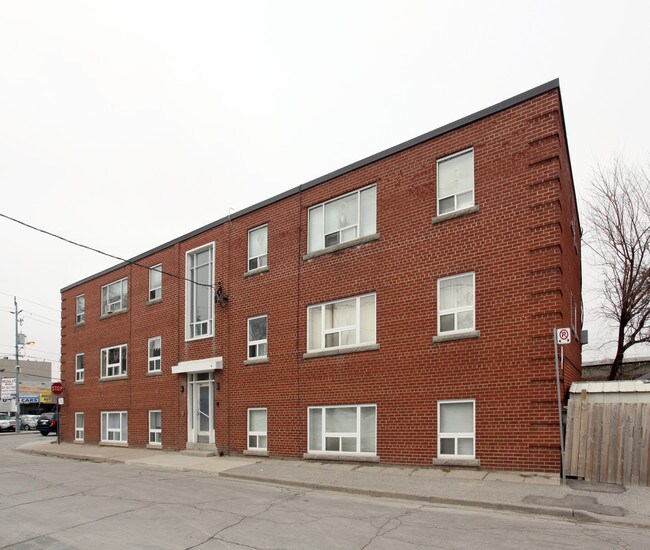 1693 Weston Rd in Toronto, ON - Building Photo - Building Photo