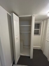 4027 50th St in Sacramento, CA - Foto de edificio - Building Photo