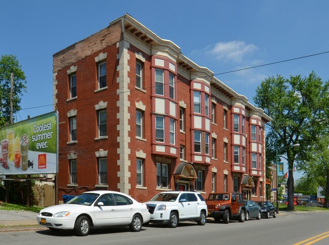 38 Tracy St in Buffalo, NY - Building Photo - Building Photo