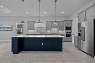 10366 Northbrook Cir in Palm Beach Gardens, FL - Building Photo - Building Photo