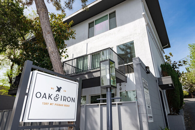 Oak & Iron in Walnut Creek, CA - Foto de edificio - Building Photo