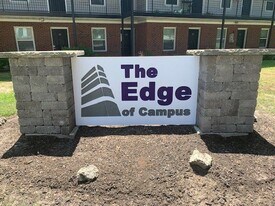 301 E 12th St, Unit 17 in Greenville, NC - Building Photo