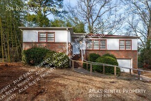 304 Robertson Ave in Birmingham, AL - Building Photo