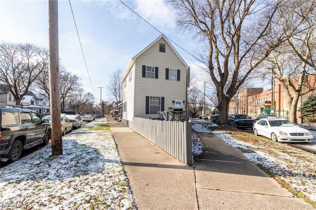 property at 3905 Woodbine Ave