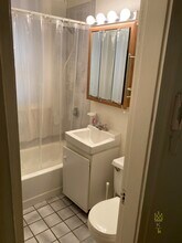 1673 Commonwealth Ave in Boston, MA - Building Photo - Building Photo