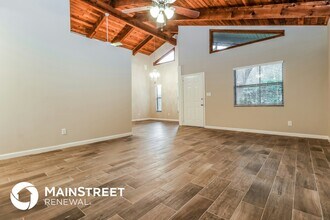 2760 Hillsdale Ave in Largo, FL - Building Photo - Building Photo
