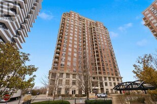 1101 Leslie St in Toronto, ON - Building Photo