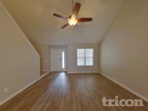 1703 Mission Oaks St in Kannapolis, NC - Foto de edificio - Building Photo