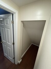 1817 SW Cable Ave, Unit lower in Portland, OR - Foto de edificio - Building Photo