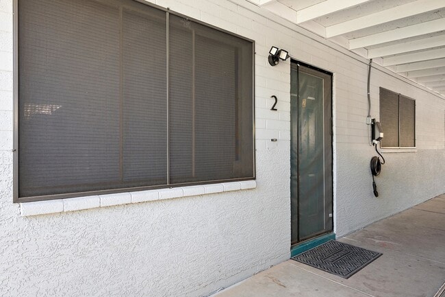 property at 1033 N 25th St