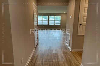 1138 Burlington Pass Dr in Mobile, AL - Building Photo - Building Photo