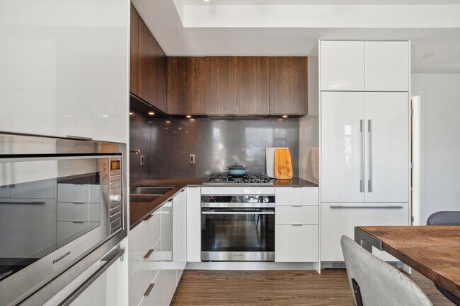 209 E 7th Ave in Vancouver, BC - Building Photo - Building Photo