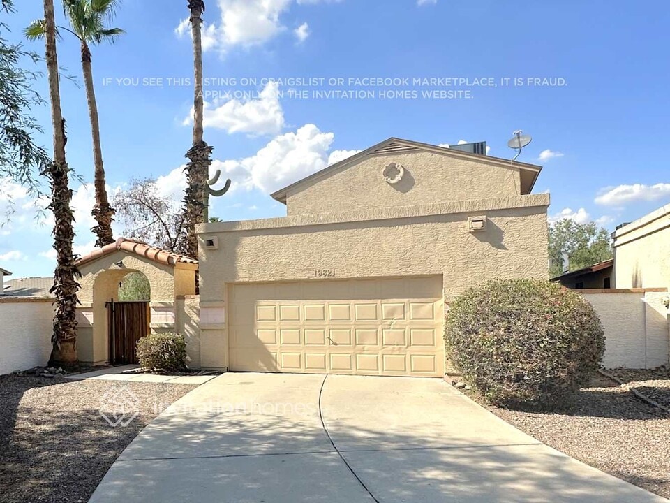 19821 N 48th Dr in Glendale, AZ - Building Photo