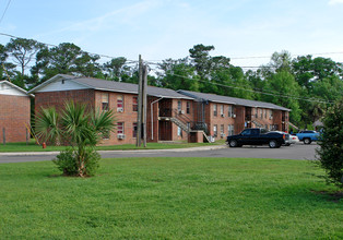 Jefferson Arms Apartments in Monticello, FL - Building Photo - Building Photo