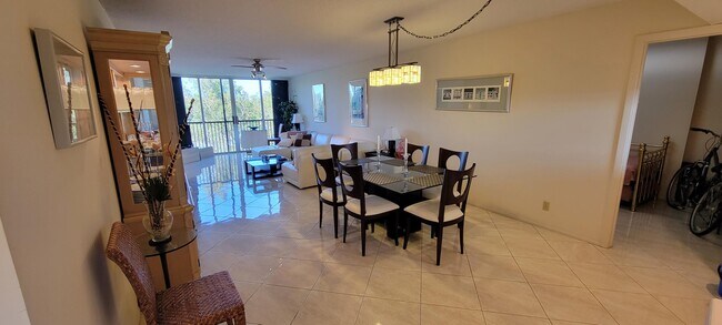 3993 Cypress Reach Ct in Pompano Beach, FL - Building Photo - Building Photo