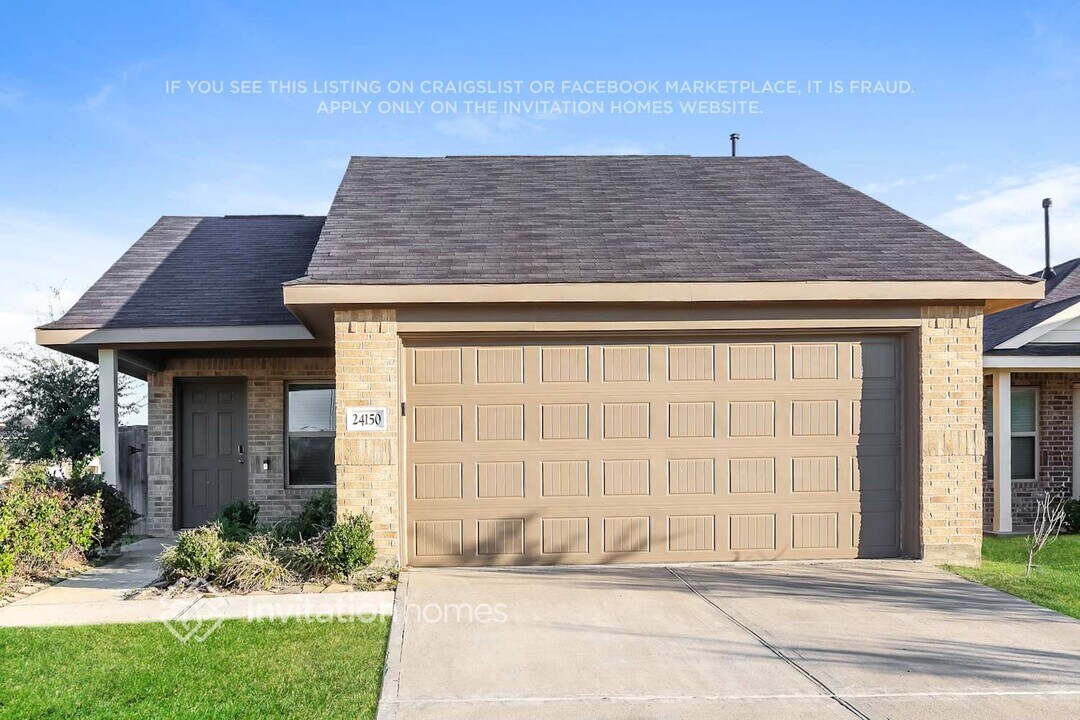 24150 Sundown Vw Ln in Hockley, TX - Building Photo