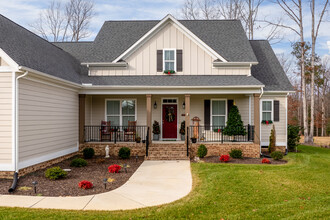 Cypress Glen at The Highlands in Chesterfield, VA - Building Photo - Building Photo