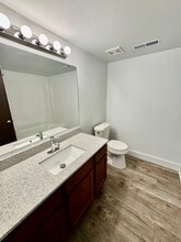 Ore Creek Apartments in Brighton, MI - Foto de edificio - Building Photo
